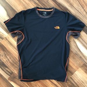 Men’s The North Face small shirt